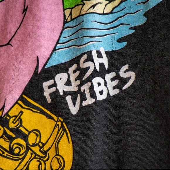 Sax on the Beach T-shirt - Picture 5 of 5